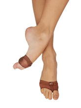 Load image into Gallery viewer, CAPEZIO H07 FOOTUNDEEZ - MoveME Boutique